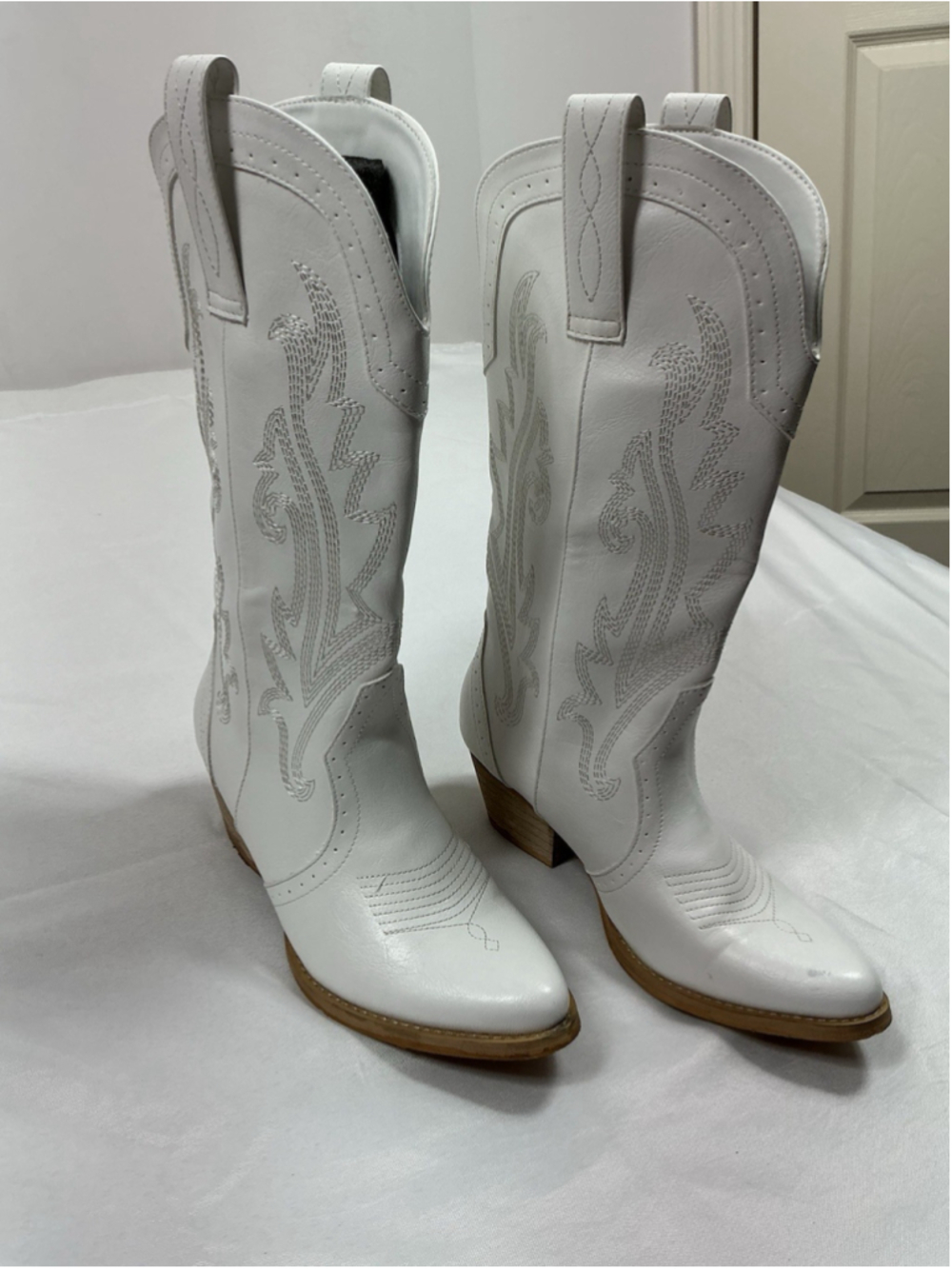 Womans Rollda Midcalf Cowgirl Boots White 7 Pullon Pointed Toe Embroidered